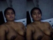 Horny Desi Bhabhi Shows Her Boobs and Pussy